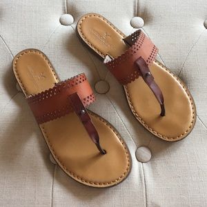 American Eagle Sandals